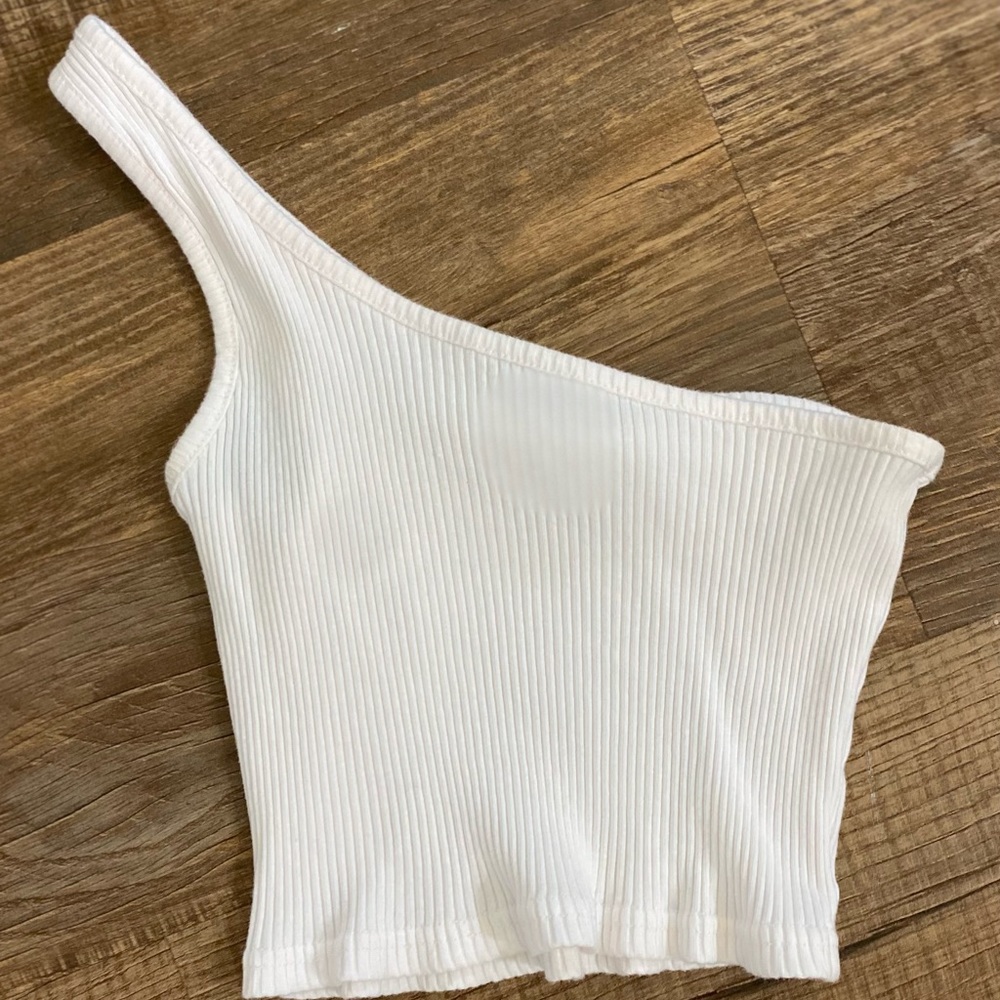 ANTHROPOLOGIE One Shoulder Ribbed Crop Top! - Picture 4 of 6